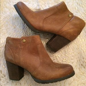 Clark’s Booties Size 8